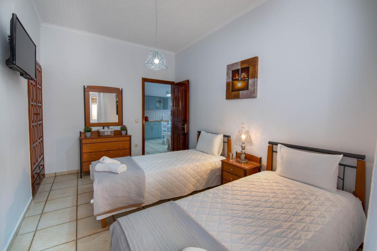 Апартаменты Paxos Center Гайос Экстерьер фото