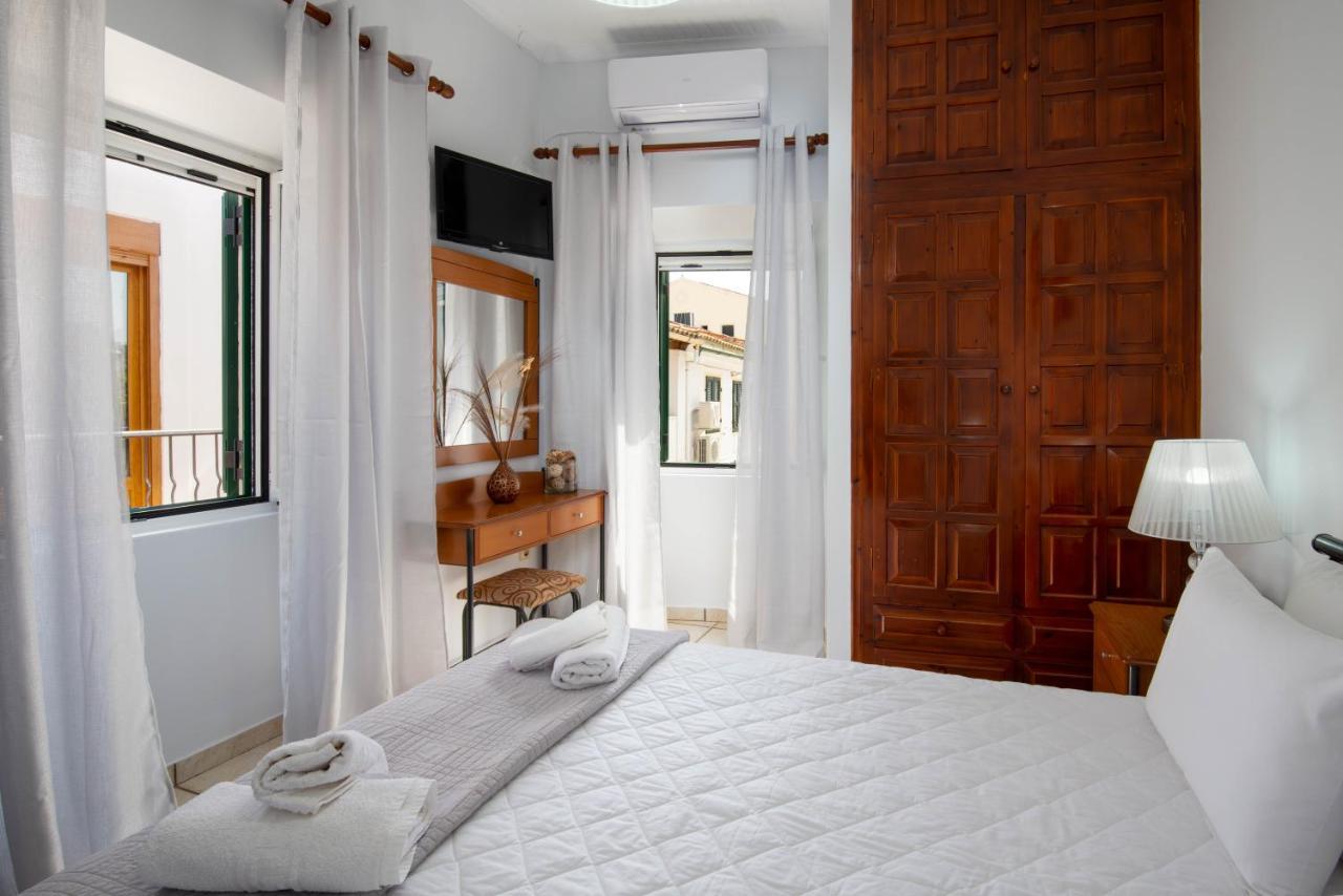 Апартаменты Paxos Center Гайос Экстерьер фото